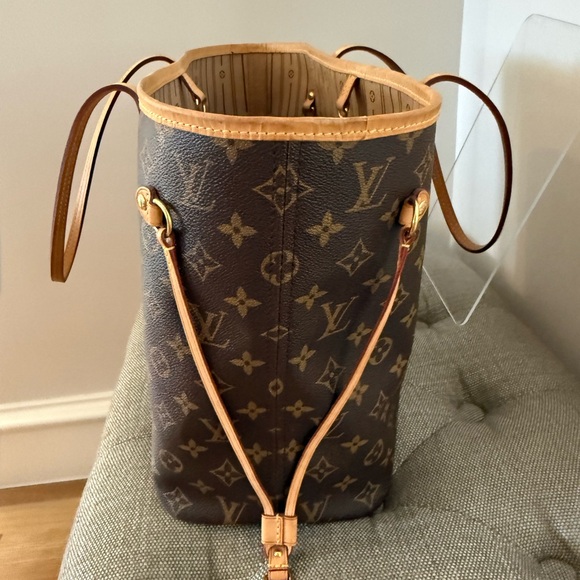 Louis Vuitton Classic Neverful MM monogram tote handbag purse - Picture 9 of 16